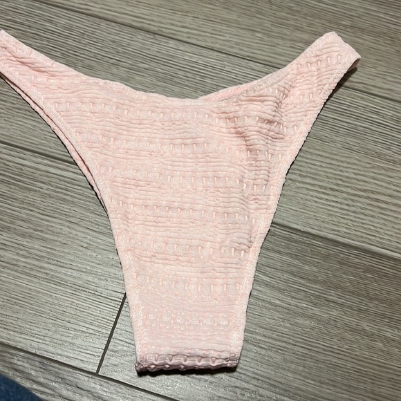 SHEIN Bikini - Picture 2 of 6